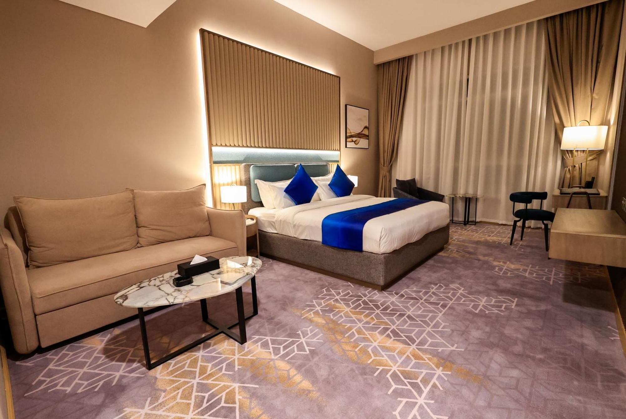Best Western Premier M Four Hotel Дубай Экстерьер фото